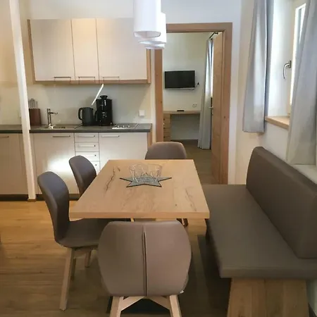 Beim Rohrer Kirchberg in Tirol